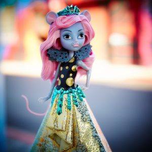 what's the newest and coolest monster high doll for young girls